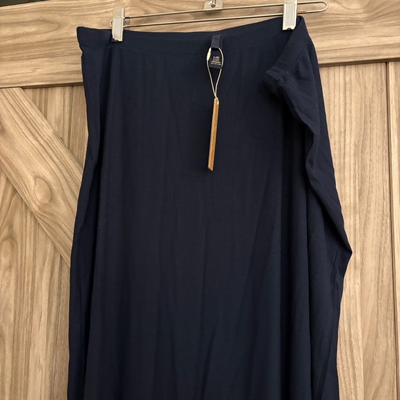 SKIMS Deep Blue Maxi Skirt size 3x - Picture 9 of 9